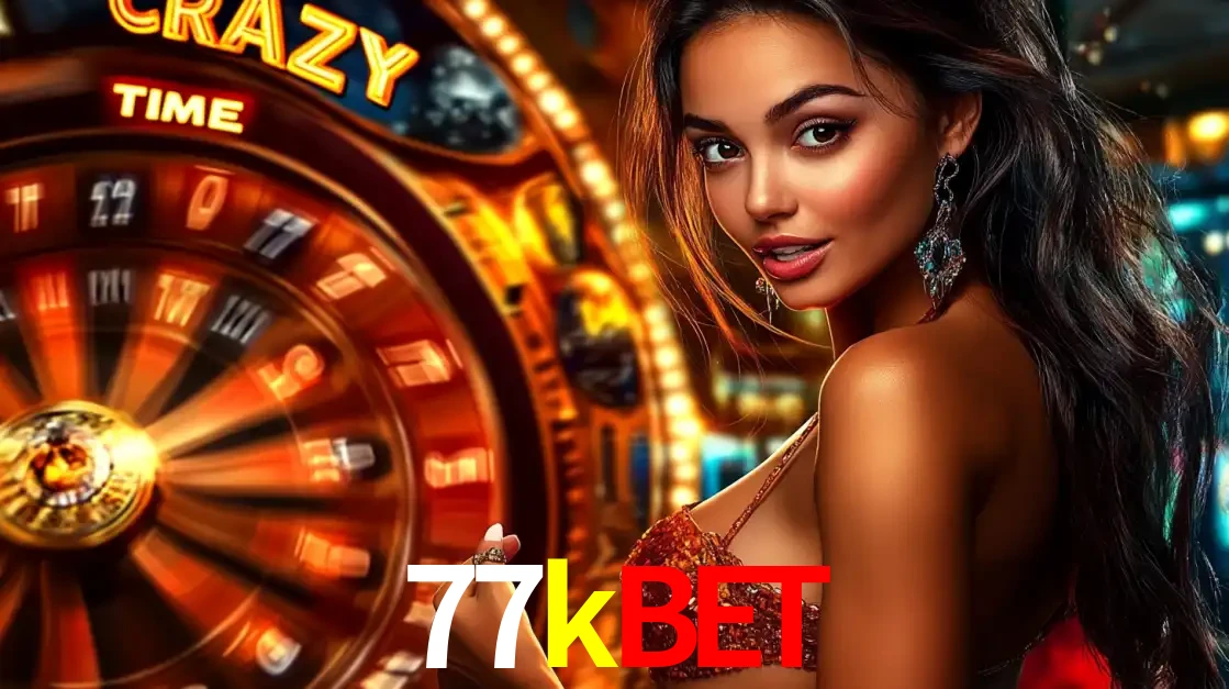 Mulher ao lado da roda de prêmios do jogo de cassino ao vivo Crazy Time, um dos shows de jogos mais emocionantes oferecidos pela plataforma de apostas 77kbet.